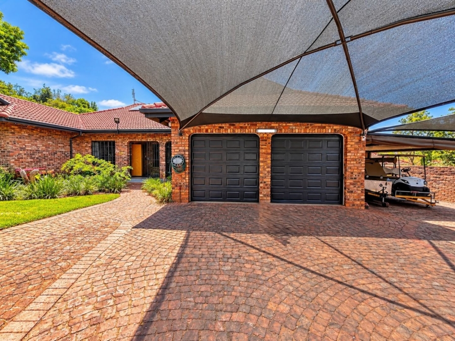 To Let 4 Bedroom Property for Rent in Cashan North West
